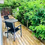 Magical Front Row Sea Views At Anslet Haderslev