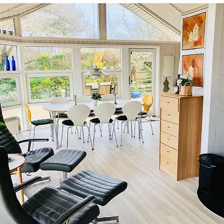 Magisk Havudsigt I Forste Raekke Ved Anslet Strand * Haderslev