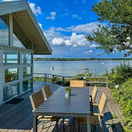 Holiday home Magical Front Row Sea Views At Anslet Beach