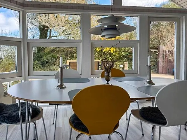 Magical Front Row Sea Views At Anslet Beach *