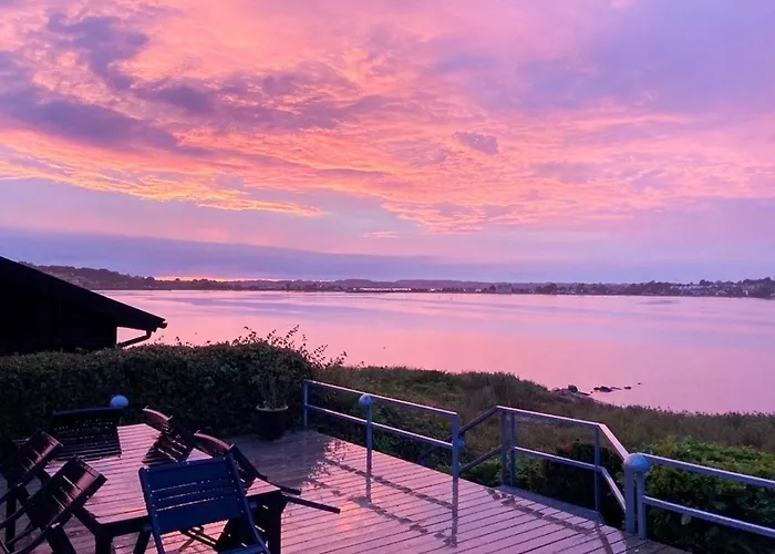 Holiday home Magical Front Row Sea Views At Anslet Beach